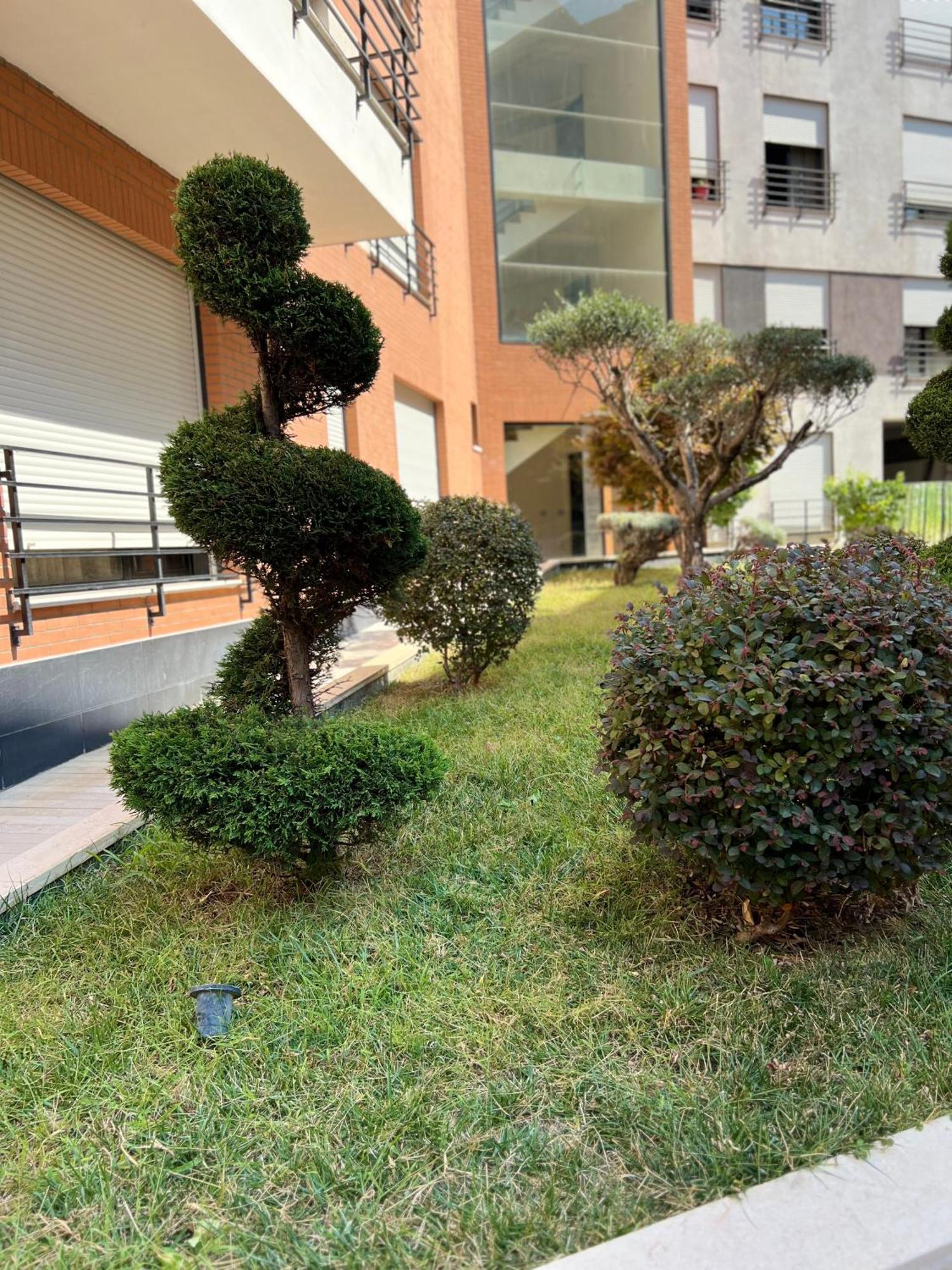 Nemis Apartments In The Centre Of Tirana Four Free Parking Exterior photo